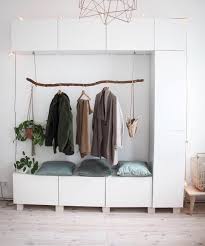Garderobe Flur Eingangsbereich In 2020 Garderobe Flur Ikea Innenraum Ikea Garderoben Ideen