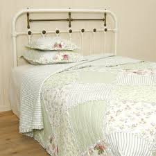 Ikea tagesdecke thisted überwurf plaid sofaüberwurf decke weiß: Bettuberwurfe Tagesdecken Tagesdecke Cleo 180x260 Grun Weiss Sofauberwurf Plaid Landhaus Quilt Baumwolle Mobel Wohnen