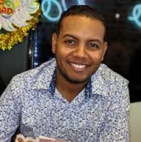 90+ perfiles de «Jose Disla»