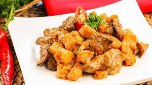 Masak yang simpel aja ya hari ini.saya masak sambal goreng ati ampela krecek tapi kuahnya saya pakai fibercreme,untuk pengganti santan yang biasa saya pakai saat memasak. Resep Sambal Goreng Kentang Ati Ampela Yang Enak Dijamin Yang Coba Bakal Ketagihan