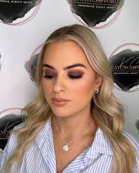 Birthday Glam for my cousin @renaeclifford_ 😍🖤 Who else loves a full  brown smoke🙋🏻‍♀️ : : : : #mua #makeup #makeuplooks #makeupinspo  #makeuptutorial #centralcoastmakeupartist #centralcoastmua #smokeyeye