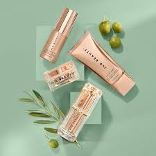We carry the the widest range of wigs and hair lines in the area. That Jlo Glow 4 Piece Kit Jlo Beauty Sephora