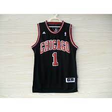 Update your wardrobe or home and office with essential gear that features his name and number. Obcudovanje Sodnik Drza Derrick Rose Shirt Bulls Audacieuxmagazine Com