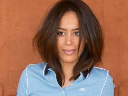 Video Amel Bent Filme Sa Fille De 2 Ans En Train De Chanter Femme Actuelle Le Mag