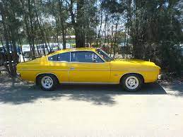 I Owned One Of These In The 70s A Valiant Charger With A Chrysler Hemi 318 V8 Engine Australian Cars Chrysler Charger Classic Cars Muscle