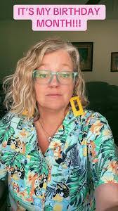 Deanna Garrett's Instagram, Twitter & Facebook