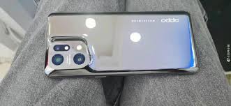 Oppo Find X5 Pro: Neue Bilder tauchen auf