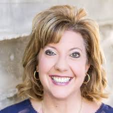 Kelli McAnally (@kmcanally)