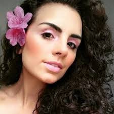 Juliana Bello's Instagram, Twitter & Facebook