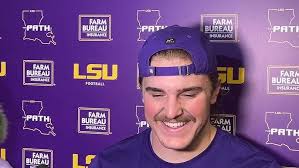 LSU LB Whit Weeks shares optimism for program's future, including three  Weeks brothers