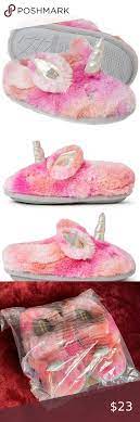 Unicorn Slippers Kid S Slippers Never Used Still In Packaging Dearfoams Shoes Slippers In 2020 Unicorn Slippers Dearfoams Little Girls