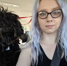 Katelyn Wolfe's Instagram, Twitter & Facebook