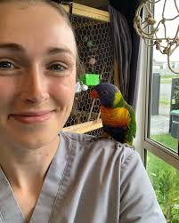 Just sharing my wee business, I hope to be able to help you and your pets!  🐾🥰 I am so grateful for everyone's support and getting to know the  community 🥰🧡 Look