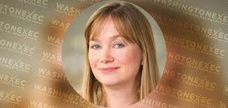 Jeannette Morris's Instagram, Twitter & Facebook