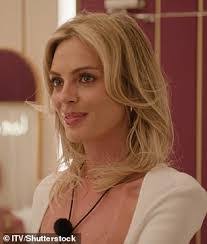 Danielle Love's Instagram, Twitter & Facebook