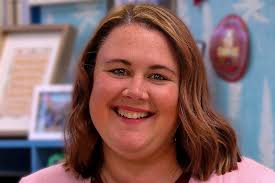 Congratulations to Teacher Exchanges alumna Ashlie Crosson for being named  the 2025 National Teacher of the Year by the CCSSO