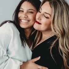 Beth Blazonis's Instagram, Twitter & Facebook