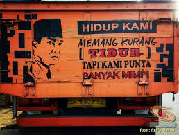 Sindir pemerintah soal pandemi, tulisan di belakang truk ini jadi sorotan. Kumpulan Tulisan Bak Truk Dan Kata Kata Mutiara Untuk Sopir Setia1heri Com