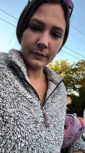 Amber Wendt's Instagram, Twitter & Facebook