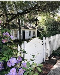 Check spelling or type a new query. Top 32 White Picket Fence Ideas For 2021 A Nest With A Yard