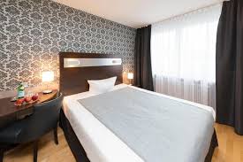 0.62 mi (1km) from city center. Hotel Munich Inn Design Hotel Munchen Aktualisierte Preise Fur 2021