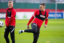 His potential is 82 and his position is cm. Kacper Kozlowski Kacper Kozlowski Zaskoczyl Nas Talentem Prestiz Kacper Kozlowski Joined Pogon Szczecin Youth Academy From Baltyk Koszalin In 2016 Dorian Gregory4849