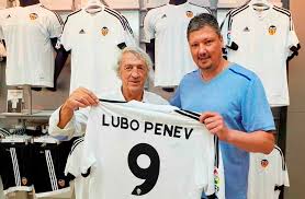 Lubo Penev, nuevo entrenador del VCF Mestalla hasta junio de 2018