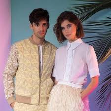 Résultat de recherche d'images pour "john scalzi in a dress photo"