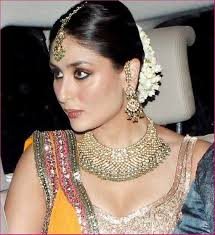 Makeup Looks Kareena Kapoor Wedding Bollywood Hairstyles Kareena Kapoor Bridal Hair And Makeup