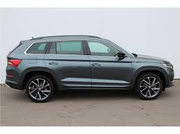 2018 skoda kodiaq scout 1.4 tsi 150ps. Sportline Bussines Grey Vs Quartz Grey Vs Black Vs White Skoda Kodiaq Briskoda