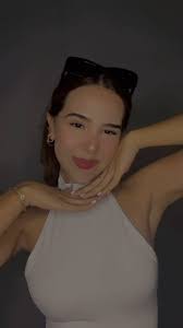 Melissa Claros's Instagram, Twitter & Facebook