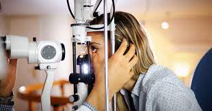 7 Reasons Why You Should Visit Your Optometrist Eye Exam Optometrist Eye Surgery