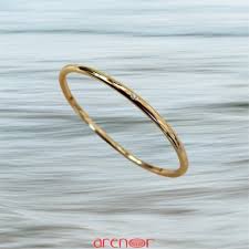 Maty premier bijoutier de france. Bracelet Jonc Massif Or Jaune Avec 3 Diamants Arenor