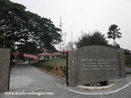 Alquiler vacacional en selangor paquetes de vacaciones en selangor vuelos a selangor restaurantes en selangor qué hacer en selangor compras en este parque está ubicado cerca del bukit melawati faro en kuala selangor. Bukit Melawati Melawati Hill In Kuala Selangor