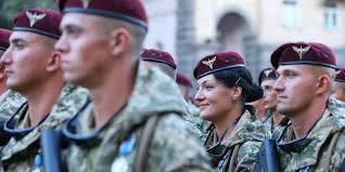 Мабуть, найбільш видовищним заходом до дня незалежності буде військовий парад. W1 Dcmsbazxvem