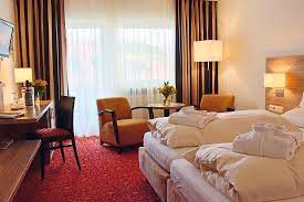 Compare reviews, photos, & availability w/ travelocity. Hotel Haus Christl Bewertungen Fotos Preisvergleich Bad Griesbach Im Rottal Tripadvisor