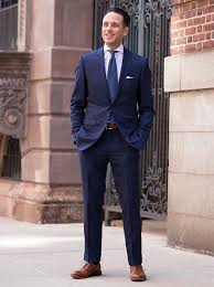 Costume de mariage ou tout simplement pour vous. 1001 Idees Le Costume Bleu Marine Homme Elegance Et Sobriete