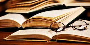 Untuk mencari buku yang kita inginkan pastilah sudah tertata rapi di rak yang sudah dikelompokan. 4 Tips Merapikan Rak Buku Merdeka Com