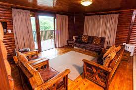 Šiame kurortiniame viešbutyje teikiamos tokios nemokamos paslaugos kaip belaidis internetas ir automobilių stovėjimo aikštelė. Atkv Klein Kariba Cottage Reviews Price Comparison Bela Bela South Africa Tripadvisor