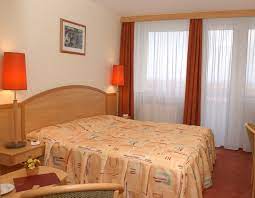 A korábbi vendégeink értékelései alapján a hunguest hotel freya 2 fős utazásokhoz és gyermekes családoknak is kiváló. Hunguest Hotel Freya Zalakaros Three Star Hotel In Zalakaros Thermal Bath Spa Hotel Fitness