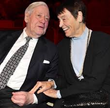 November 2010 fand in der hamburger michaeliskirche eine trauerfeier für loki schmidt statt. Helmut Schmidt Affare Traf Loki Schmidt Schwer Welt