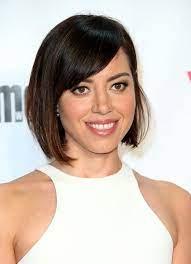 Aubrey Plaza S Side Swept Bangs 50 Celeb Hairstyles You Ll Want To Copy Photos Bobs Haircuts Bob Hairstyles Bobs For Thin Hair