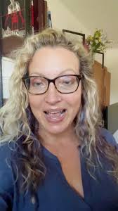 Join me in welcoming Quinn Larson & Abbie Larson to Hello Sugar!