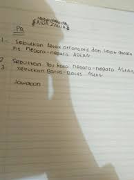 Di sebelah utara, malaysa berbatasan dengan bebagai negara karena wilayah malaysia ini tergolong panjang. Sebutkan Letak Astronomis Asean Cara Golden