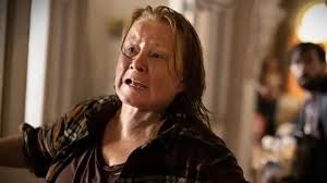 Inside From actress Elizabeth Saunders' life from co-star husband to Donna  star's personal theory