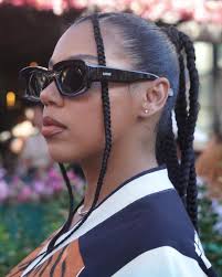 Stepped out to show love to my frens @bruceglen @bruceglentwins ~ love u  guys! ❤️✨#NYFW