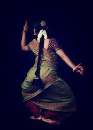 Kanjevaram silk sarees body mehanthi green pallu meroon. Bharatanatyam Dancers Maybe It S Just Me But Dance Practice Sarees Are