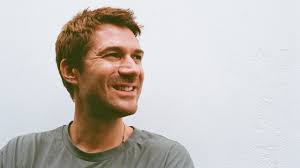 Rupert Russell is the Missing Link. at David Reviews