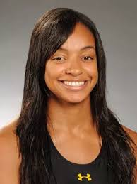 Mackenzie Vickers's Instagram, Twitter & Facebook