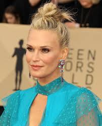 Top Celebrity Shoes at the 2018 SAG Awards: Alison Brie, Frances McDormand  & More